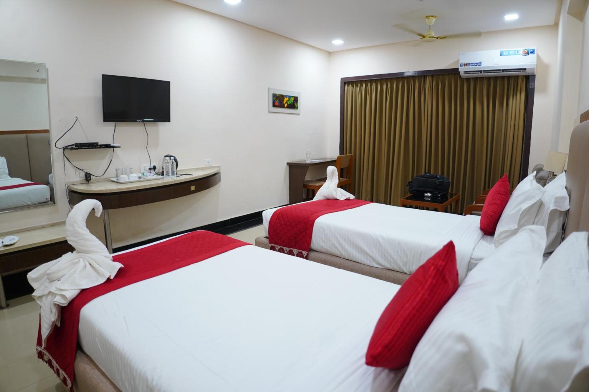Hotel Grand Nagarjuna By Konark Hotels Guntūr Εξωτερικό φωτογραφία